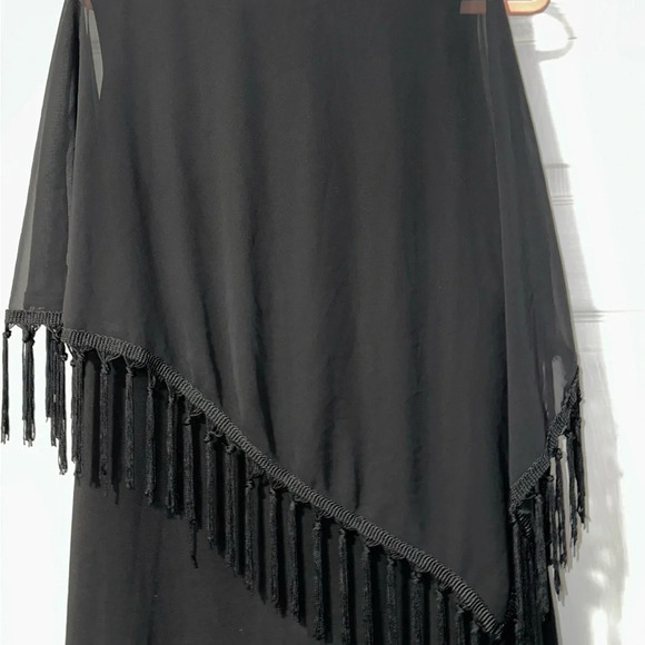 R & M Richards Black Dress Sleeveless Sheer fringed attached poncho - Picture 4 of 7